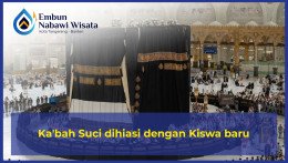 Ka’bah Suci dihiasi dengan Kiswa baru